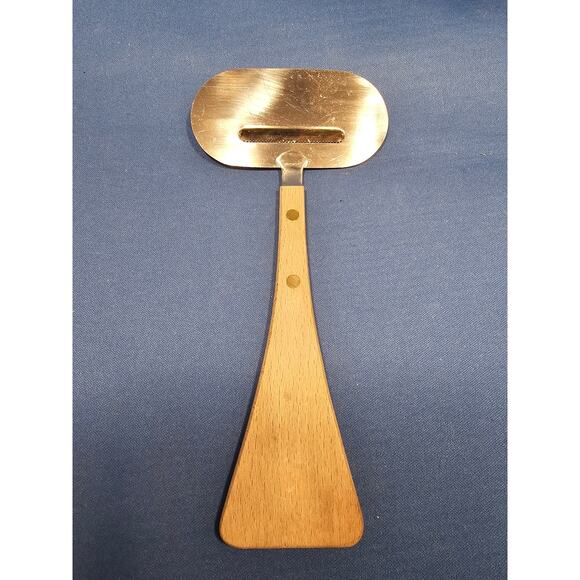 Vintage HOAN 4" (inch) wide Cheese Slicer/Server - w/Wood Handle - Made in Japan - Picture 1 of 7